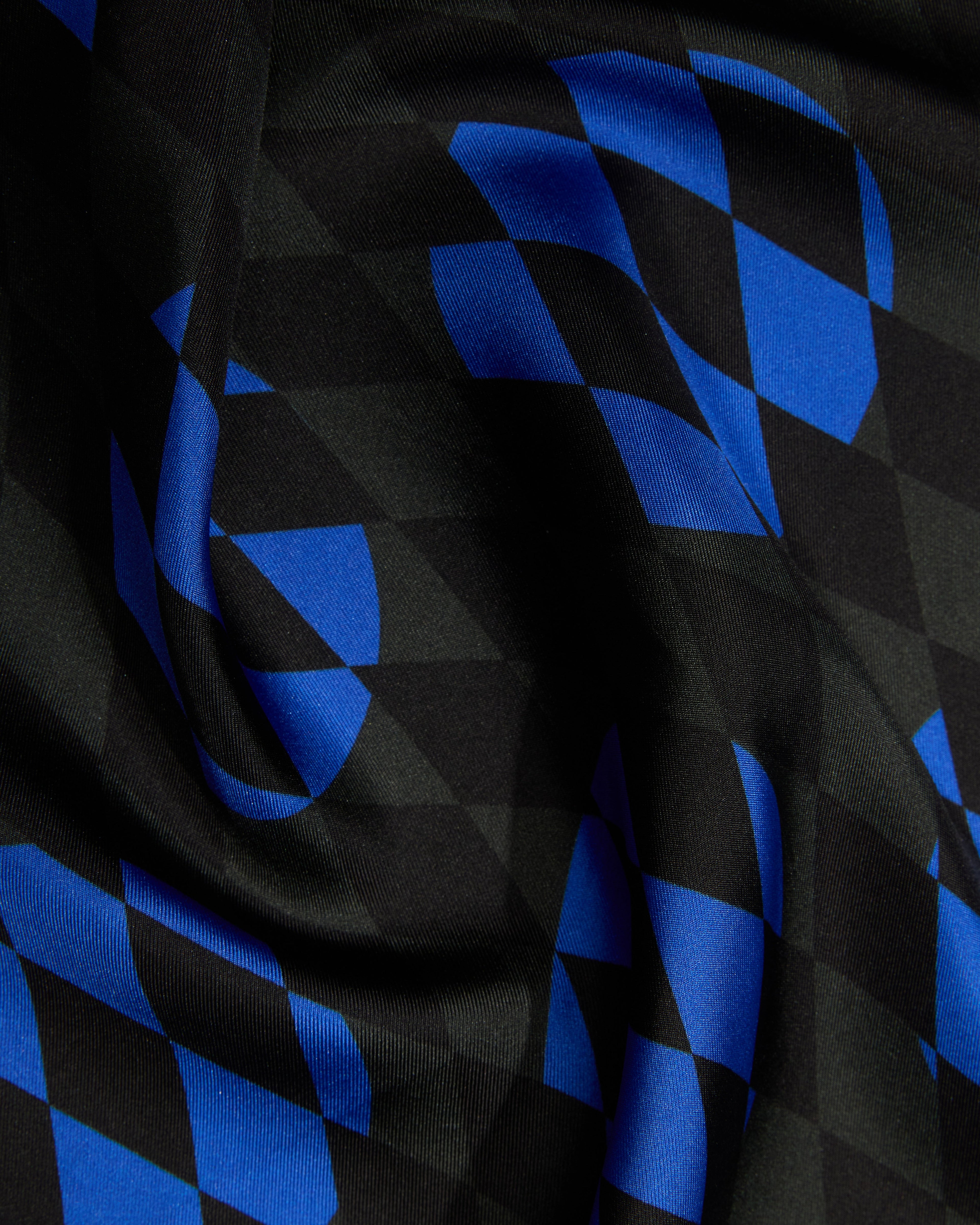 Diamond Silk Bandana - Black & Blue