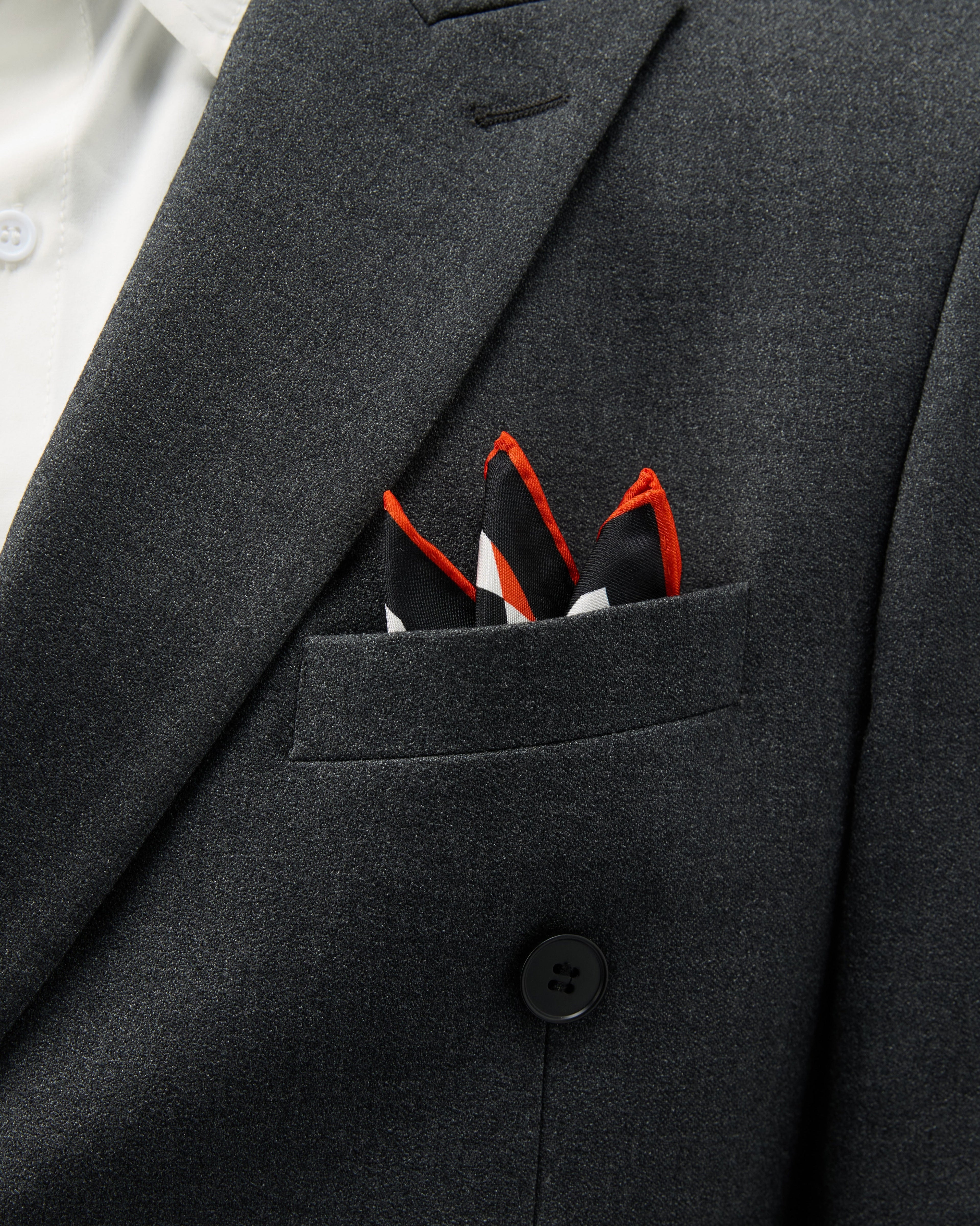 Diamond Silk Pocket Square - Red & Black