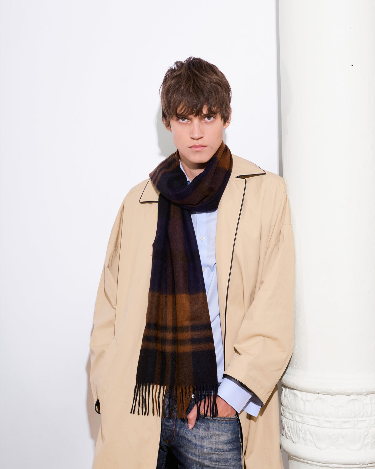 Knottery Plaid Cashmere Scarf - Navy & Camel